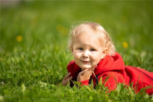 2025年出生的女孩五行缺什么 2025年出生的女孩五行缺什么